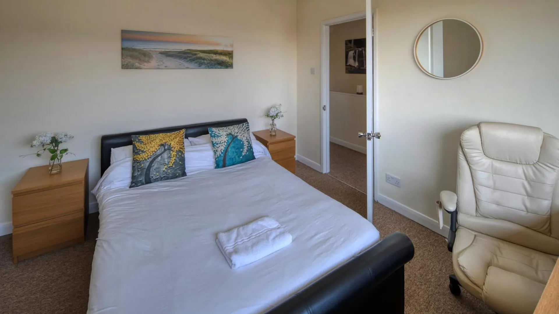 Henry'S Guesthouse Bath Homestay