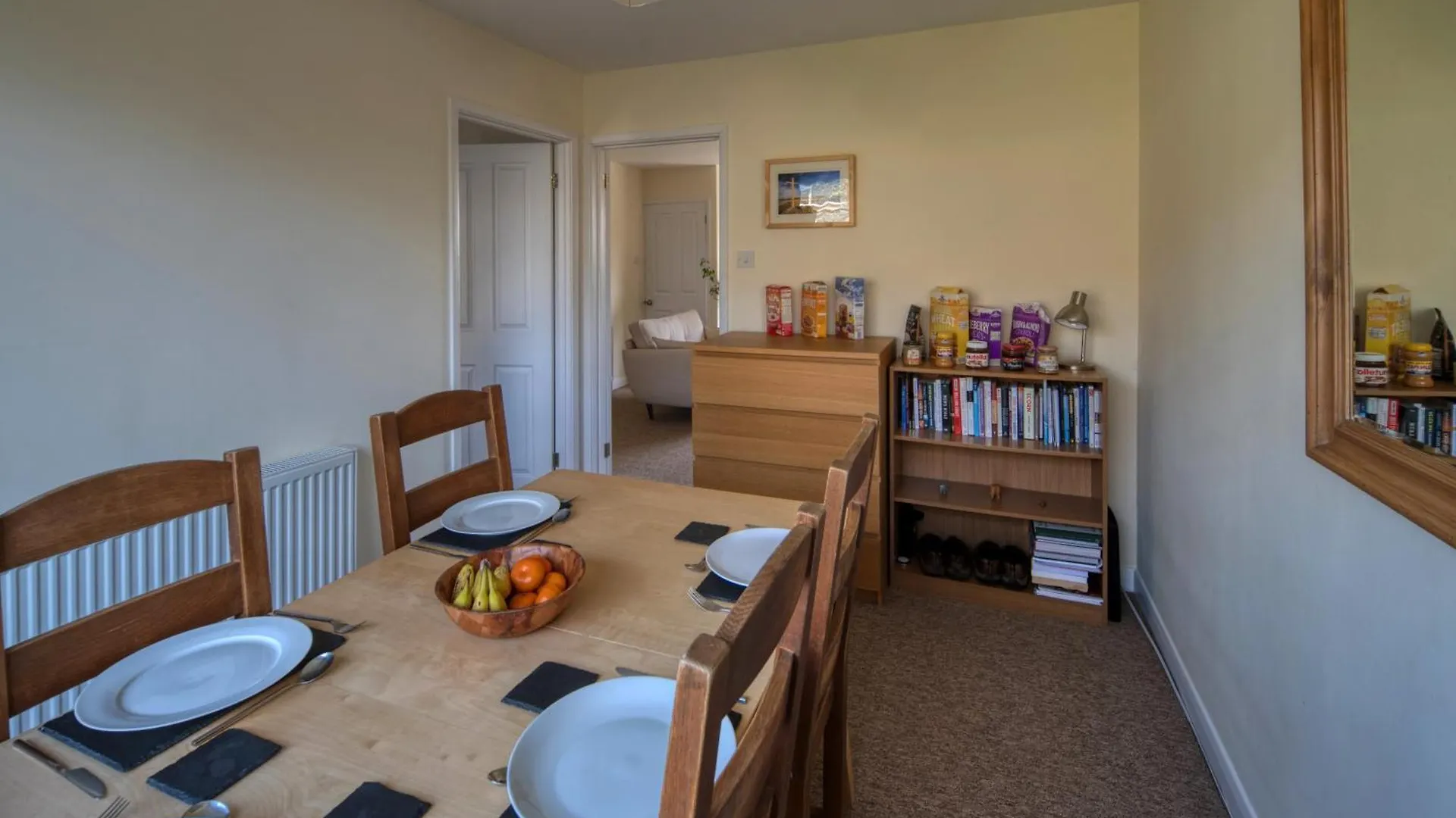 Henry'S Guesthouse Bath Homestay