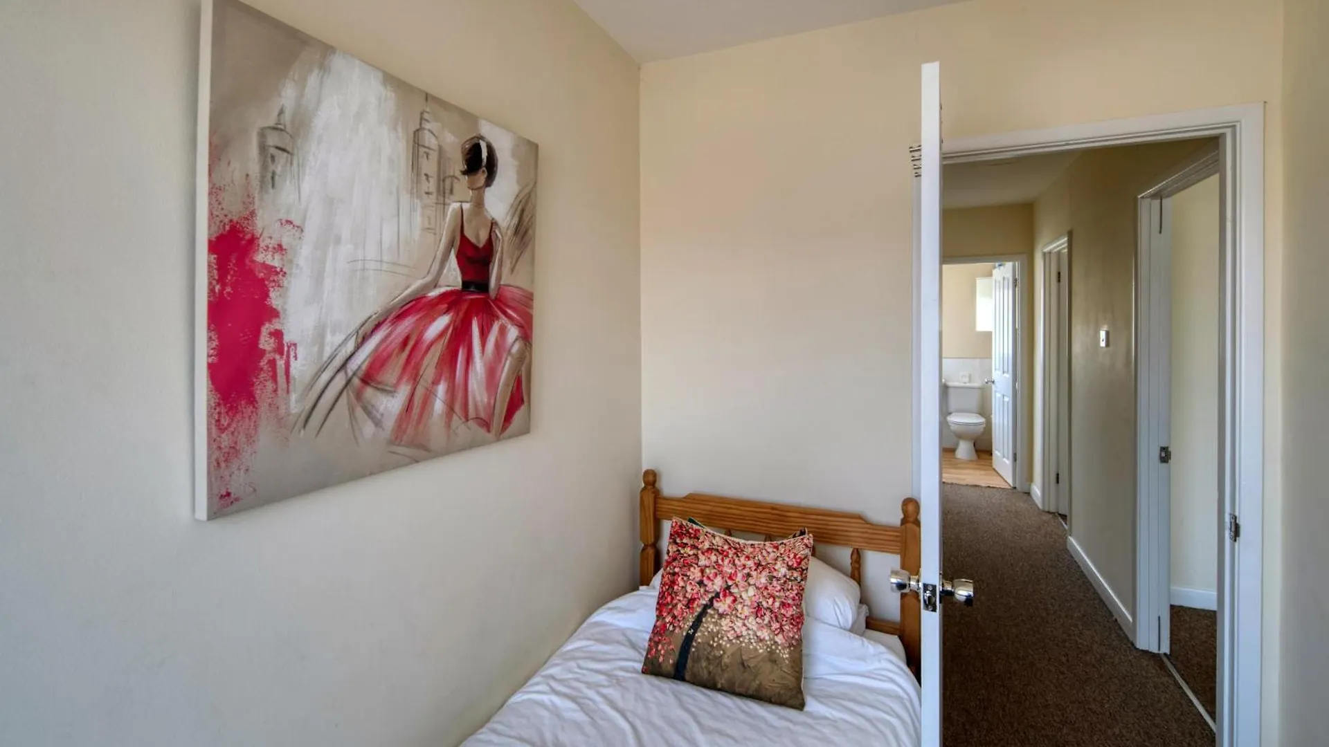 Homestay Henry'S Guesthouse Bath United Kingdom